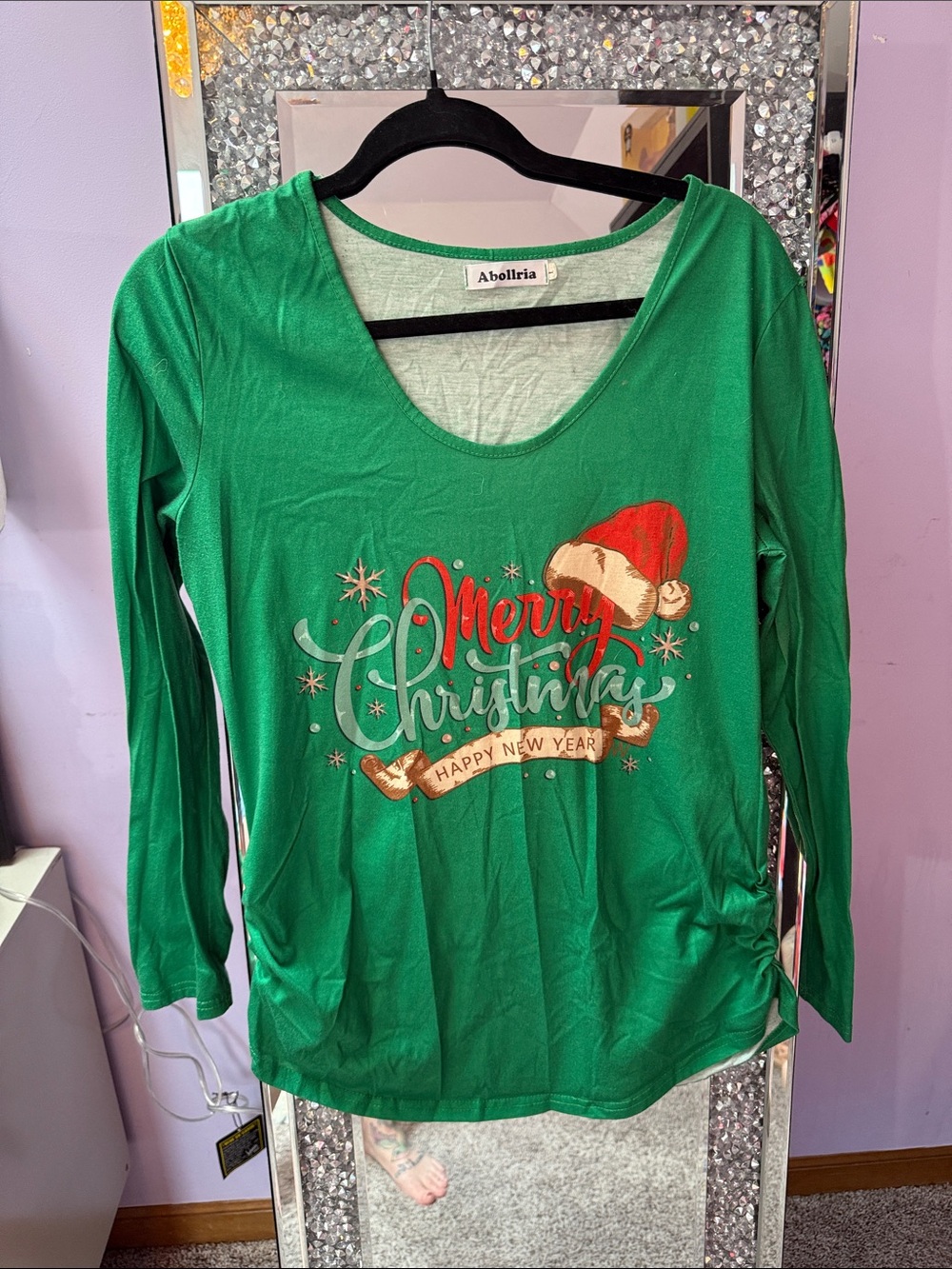 Abollria Women's Green Merry Christmas Graphic Scoop Neck Top